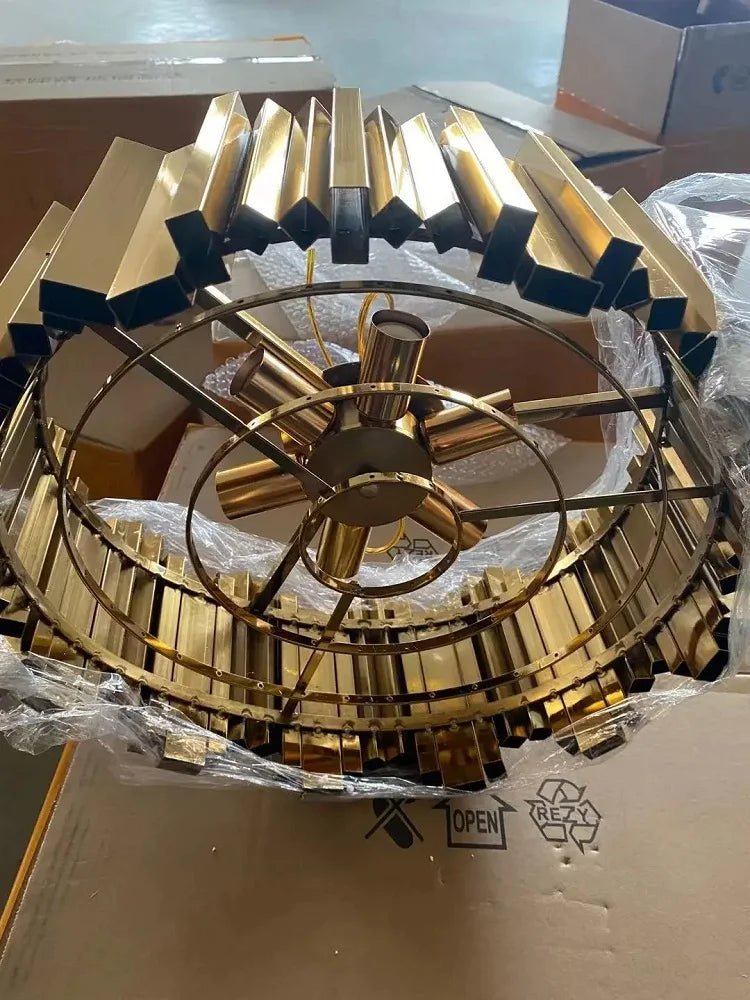 Rylee Gold Edged Crystal And Copper Ring Chandelier - Lumos Glows136:200003939Neutral light;200000795:367Ceiling 30CM